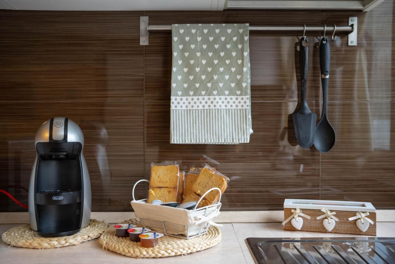 Nonna Tetta Chic Station & Center Walkable Apartment Monopoli Bagian luar foto