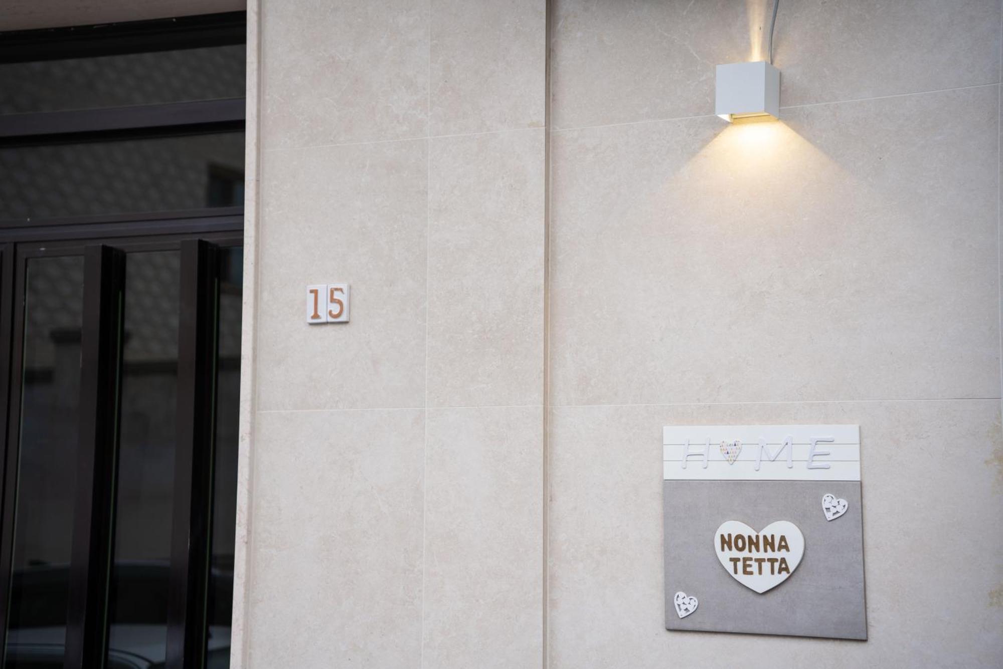 Nonna Tetta Chic Station & Center Walkable Apartment Monopoli Bagian luar foto