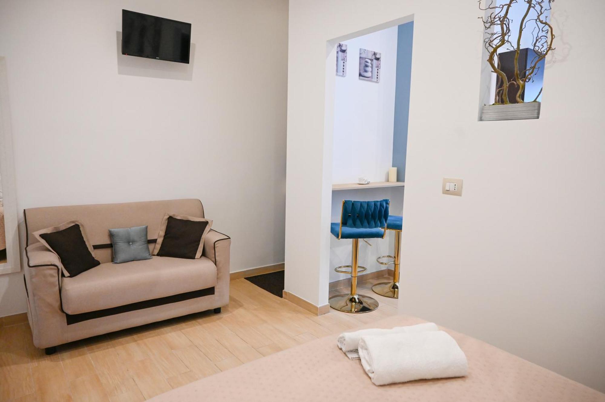 Nonna Tetta Chic Station & Center Walkable Apartment Monopoli Bagian luar foto