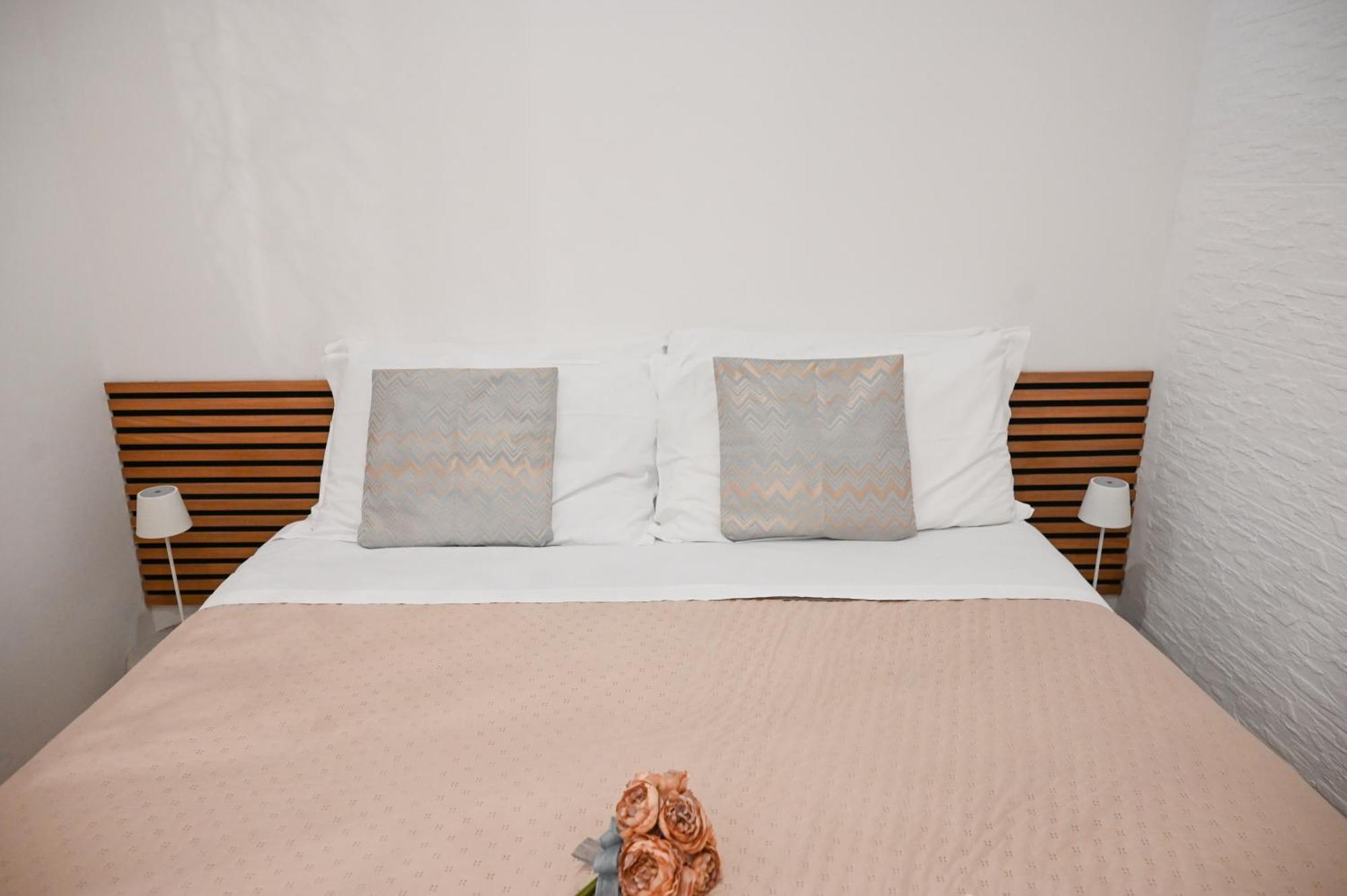 Nonna Tetta Chic Station & Center Walkable Apartment Monopoli Bagian luar foto