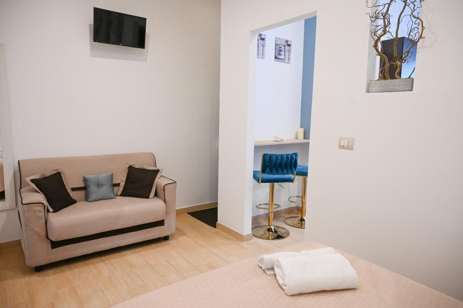 Nonna Tetta Chic Station & Center Walkable Apartment Monopoli Bagian luar foto
